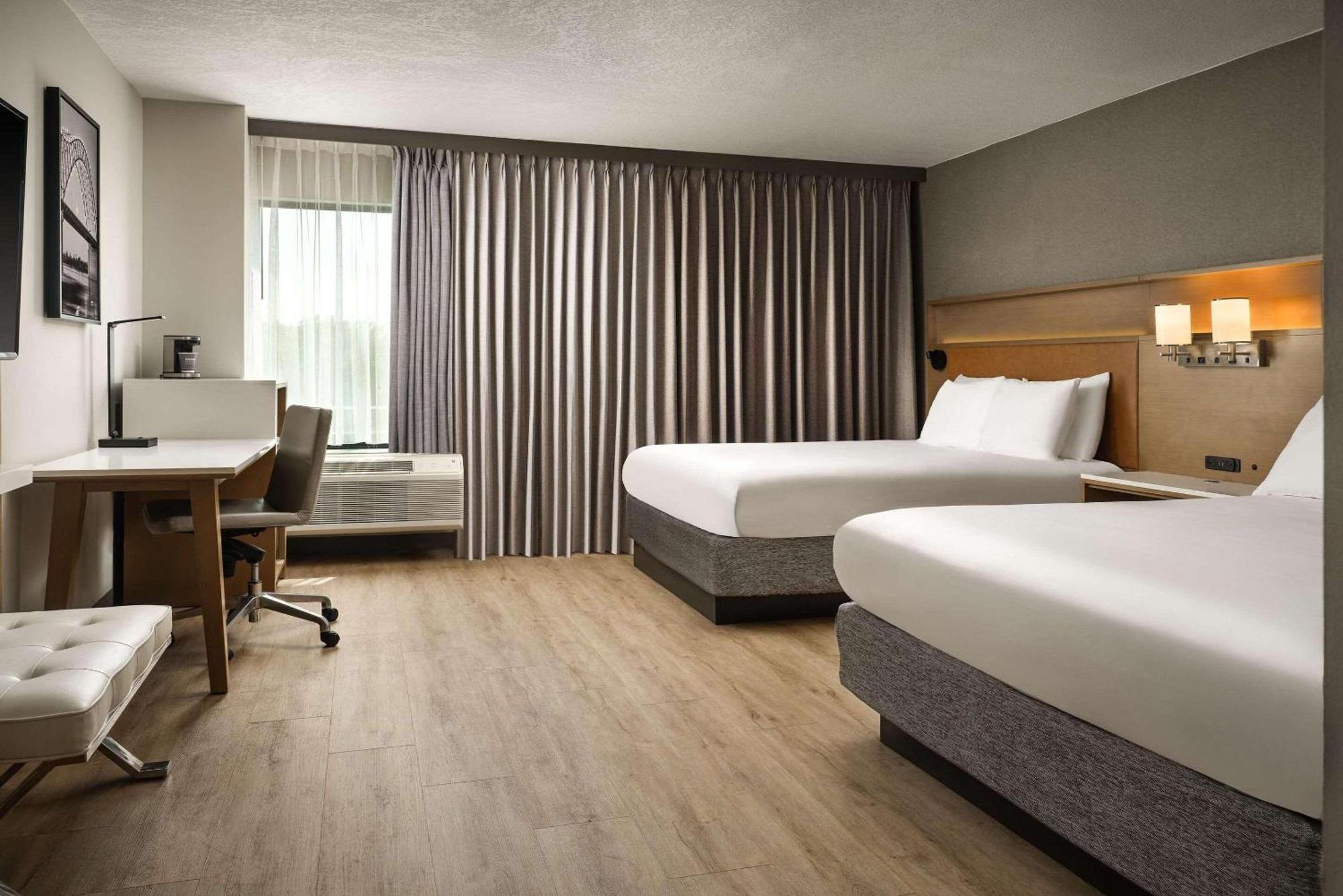 Radisson Hotel West Memphis Exteriör bild