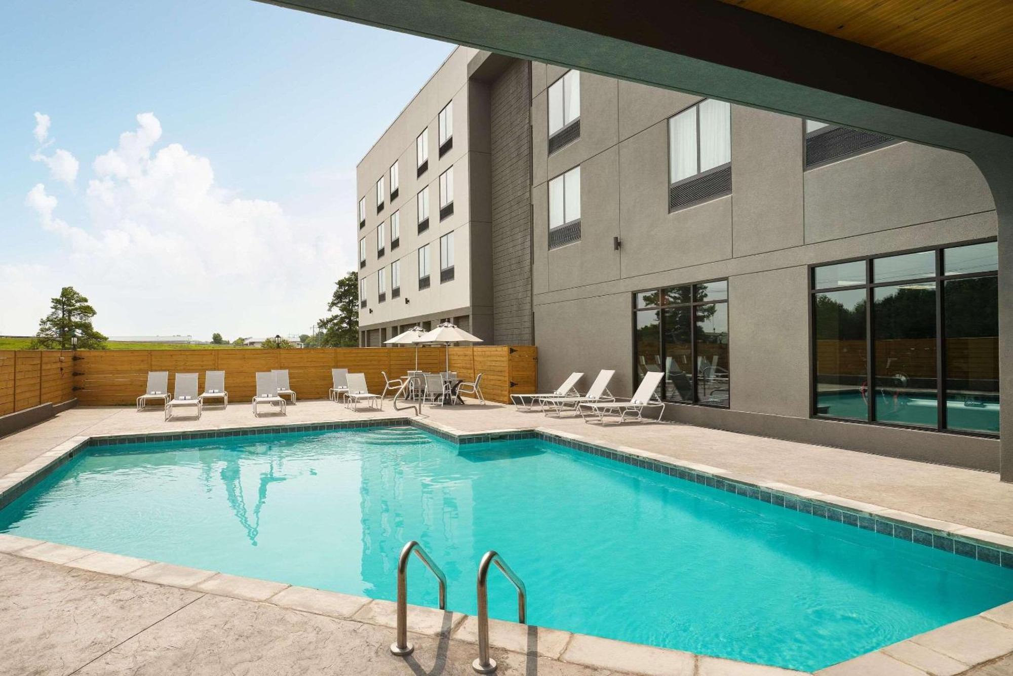 Radisson Hotel West Memphis Exteriör bild
